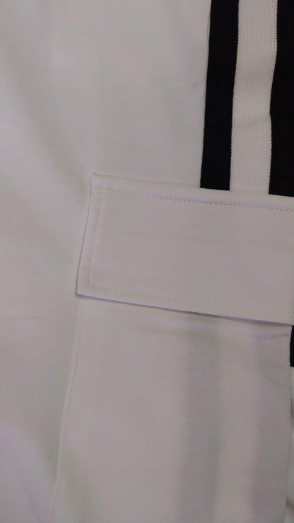 Street Casual szett: Kontrasztos crop top és bő szárú nadrág